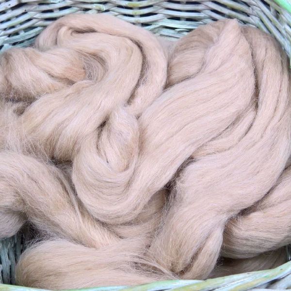 Naturfarvet alpakka tops til spinding - Fawn