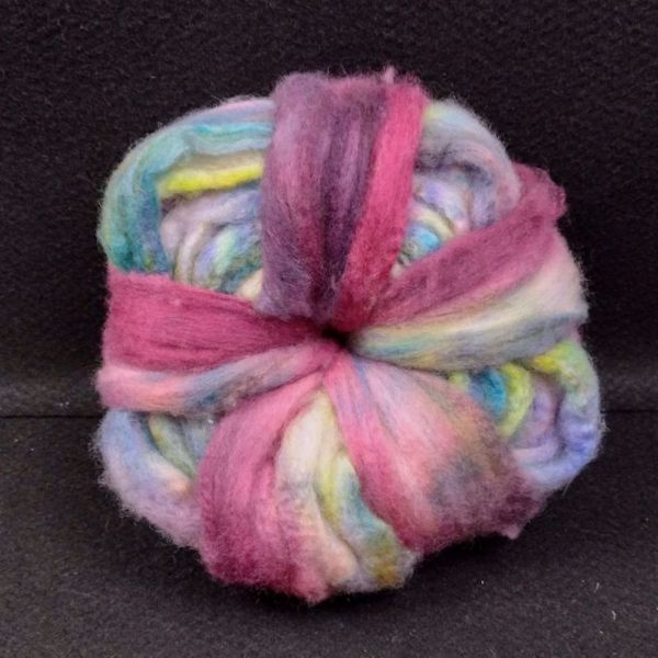 Håndmalet spindefibre af BFL - Blueface Leicester - BFL-02