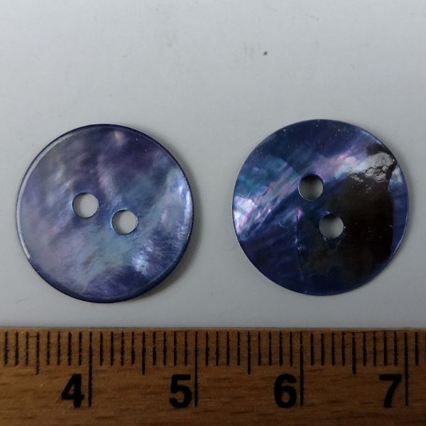 Lilla perlemorsknap - 17 mm