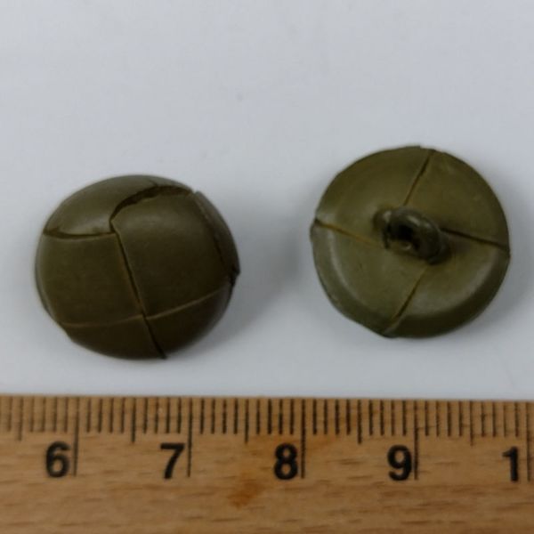 Flettet læderknap - Oliven - 18 mm