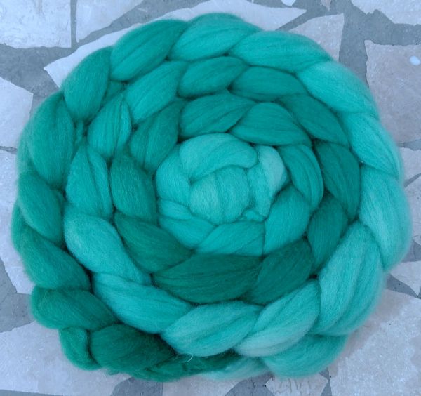 BFL Blueface Leicester tops - 305 gram Håndmalet klar til at spinde