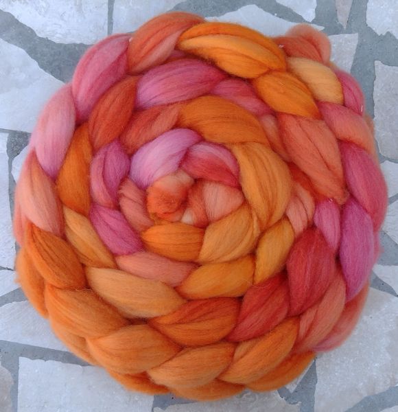 BFL Blueface Leicester tops - 395 gram Håndmalet klar til at spinde
